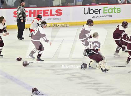 Thumbnail 1 in Glenwood Springs vs. Cheyenne Mountain (CHSAA 4A State Final) photogallery.