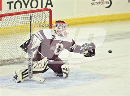 Thumbnail 3 in Glenwood Springs vs. Cheyenne Mountain (CHSAA 4A State Final) photogallery.