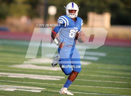 Thumbnail 2 in Weiss @ Leander photogallery.