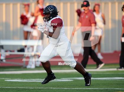 Thumbnail 3 in Weiss @ Leander photogallery.
