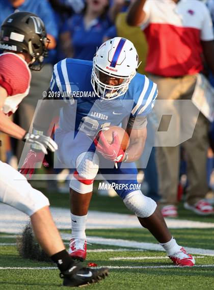 Thumbnail 1 in Weiss @ Leander photogallery.