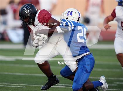 Thumbnail 2 in Weiss @ Leander photogallery.