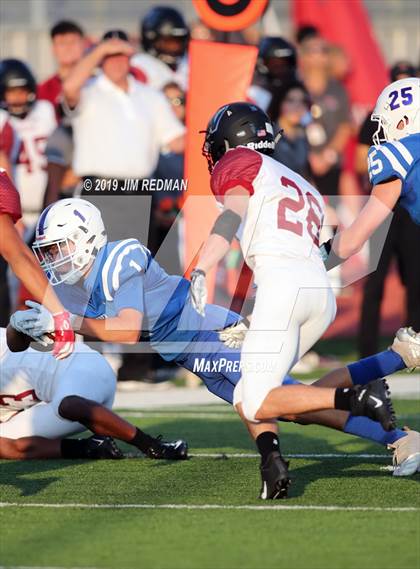 Thumbnail 2 in Weiss @ Leander photogallery.