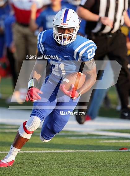 Thumbnail 3 in Weiss @ Leander photogallery.