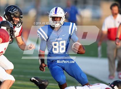 Thumbnail 3 in Weiss @ Leander photogallery.