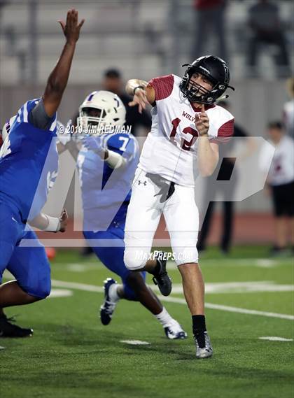 Thumbnail 3 in Weiss @ Leander photogallery.
