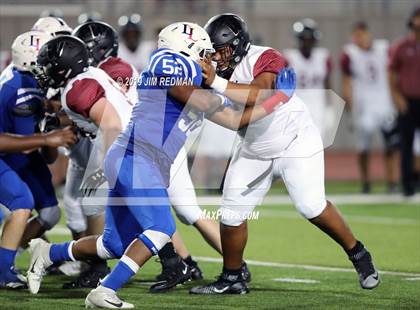 Thumbnail 1 in Weiss @ Leander photogallery.