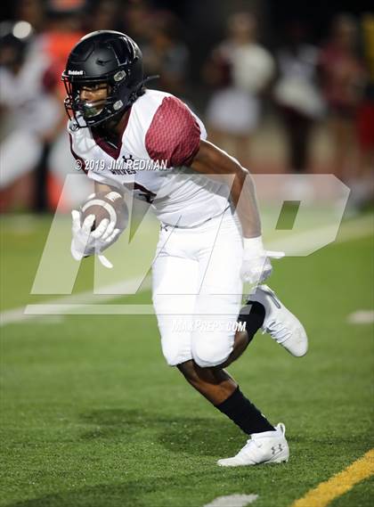 Thumbnail 2 in Weiss @ Leander photogallery.