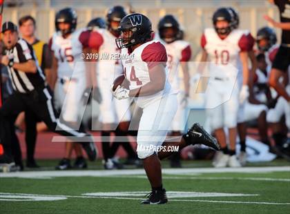 Thumbnail 3 in Weiss @ Leander photogallery.