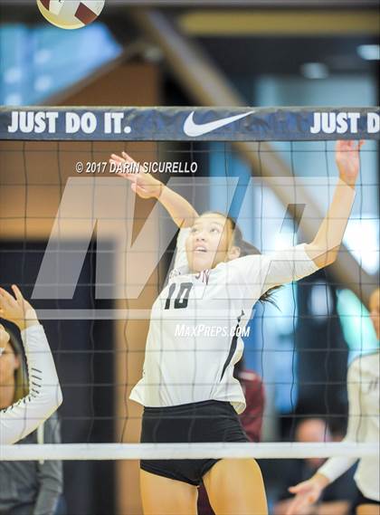 Thumbnail 3 in Hamilton vs. Leon (Nike Tournament of Champions) photogallery.