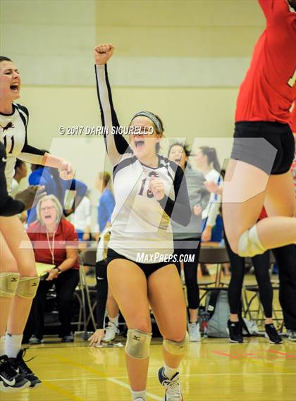 Thumbnail 2 in Hamilton vs. Leon (Nike Tournament of Champions) photogallery.