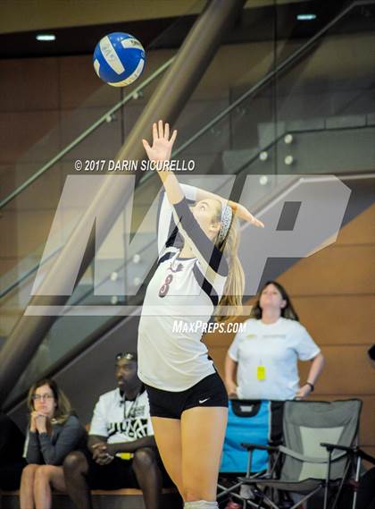 Thumbnail 2 in Hamilton vs. Leon (Nike Tournament of Champions) photogallery.