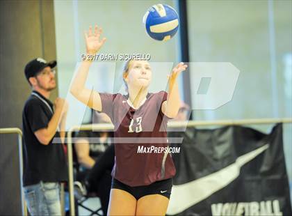 Thumbnail 2 in Hamilton vs. Leon (Nike Tournament of Champions) photogallery.
