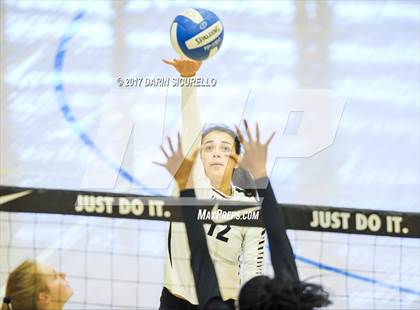 Thumbnail 2 in Hamilton vs. Leon (Nike Tournament of Champions) photogallery.