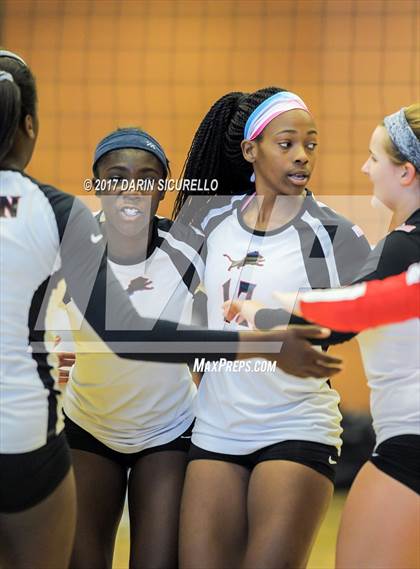 Thumbnail 2 in Hamilton vs. Leon (Nike Tournament of Champions) photogallery.