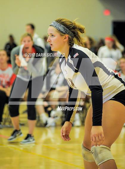 Thumbnail 1 in Hamilton vs. Leon (Nike Tournament of Champions) photogallery.