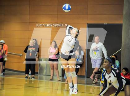 Thumbnail 2 in Hamilton vs. Leon (Nike Tournament of Champions) photogallery.