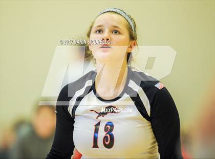 Thumbnail 1 in Hamilton vs. Leon (Nike Tournament of Champions) photogallery.