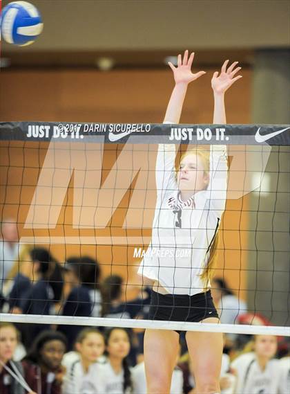 Thumbnail 3 in Hamilton vs. Leon (Nike Tournament of Champions) photogallery.