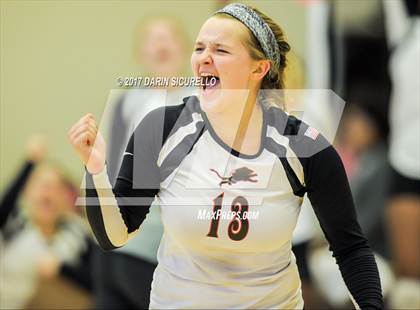 Thumbnail 1 in Hamilton vs. Leon (Nike Tournament of Champions) photogallery.