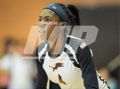 Thumbnail 3 in Hamilton vs. Leon (Nike Tournament of Champions) photogallery.