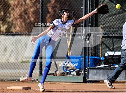 Thumbnail 1 in Independence @ James Lick photogallery.