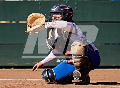 Thumbnail 2 in Independence @ James Lick photogallery.