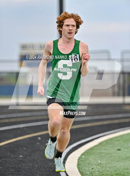 Thumbnail 1 in IHSAA Delta Sectionals (1600 Meter) photogallery.
