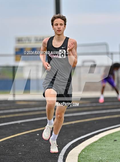 Thumbnail 2 in IHSAA Delta Sectionals (1600 Meter) photogallery.