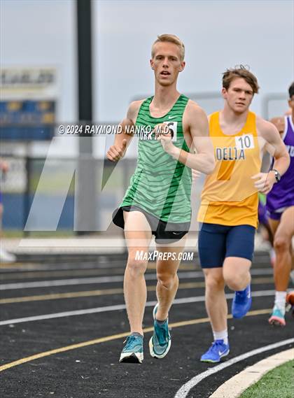Thumbnail 3 in IHSAA Delta Sectionals (1600 Meter) photogallery.