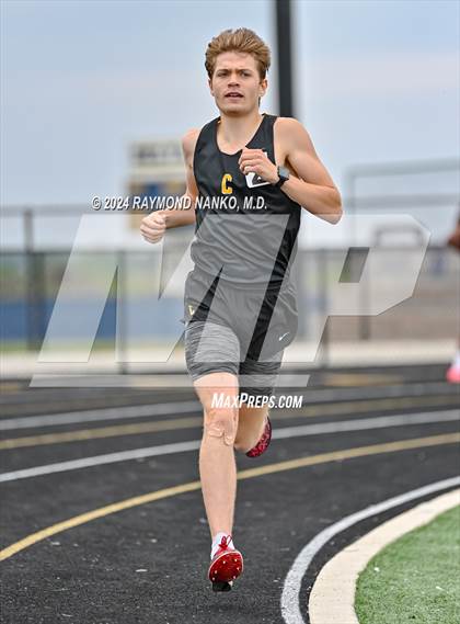 Thumbnail 3 in IHSAA Delta Sectionals (1600 Meter) photogallery.