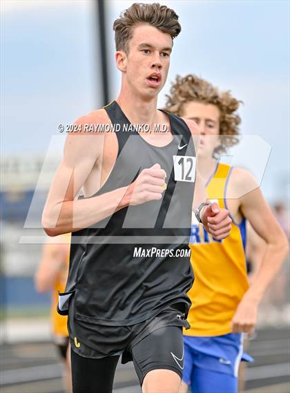 Thumbnail 3 in IHSAA Delta Sectionals (1600 Meter) photogallery.