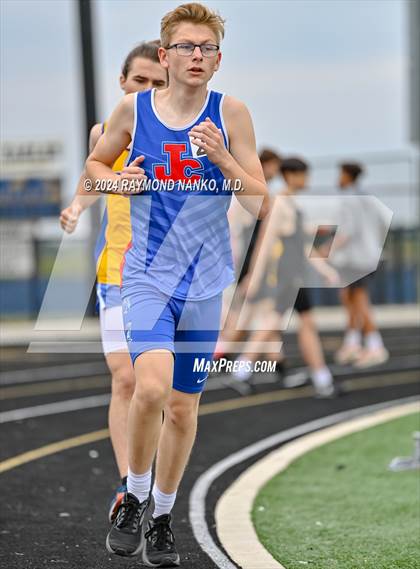 Thumbnail 3 in IHSAA Delta Sectionals (1600 Meter) photogallery.
