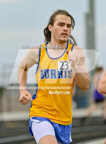 Thumbnail 2 in IHSAA Delta Sectionals (1600 Meter) photogallery.
