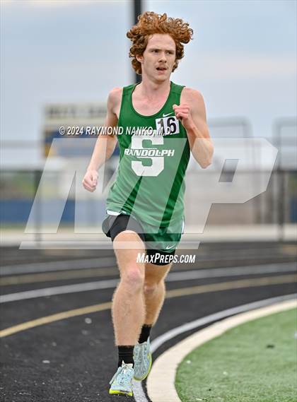 Thumbnail 2 in IHSAA Delta Sectionals (1600 Meter) photogallery.