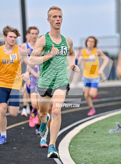 Thumbnail 3 in IHSAA Delta Sectionals (1600 Meter) photogallery.