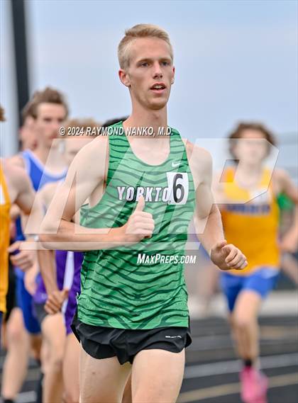 Thumbnail 1 in IHSAA Delta Sectionals (1600 Meter) photogallery.