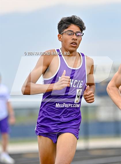 Thumbnail 3 in IHSAA Delta Sectionals (1600 Meter) photogallery.