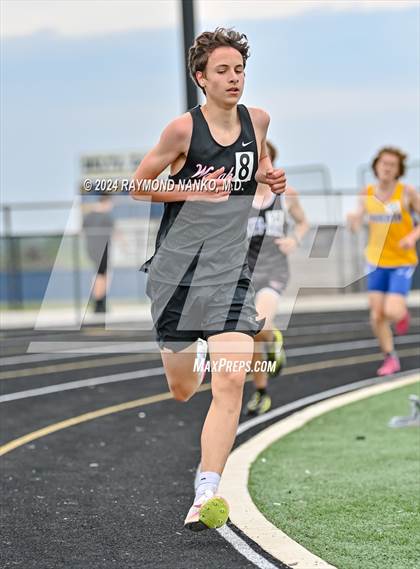 Thumbnail 2 in IHSAA Delta Sectionals (1600 Meter) photogallery.