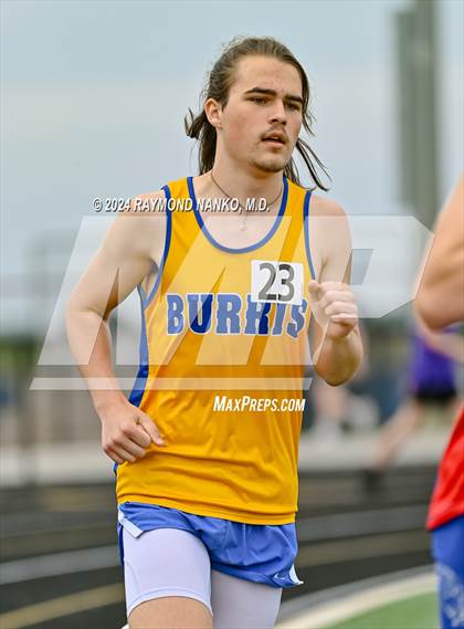 Thumbnail 1 in IHSAA Delta Sectionals (1600 Meter) photogallery.