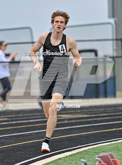 Thumbnail 1 in IHSAA Delta Sectionals (1600 Meter) photogallery.