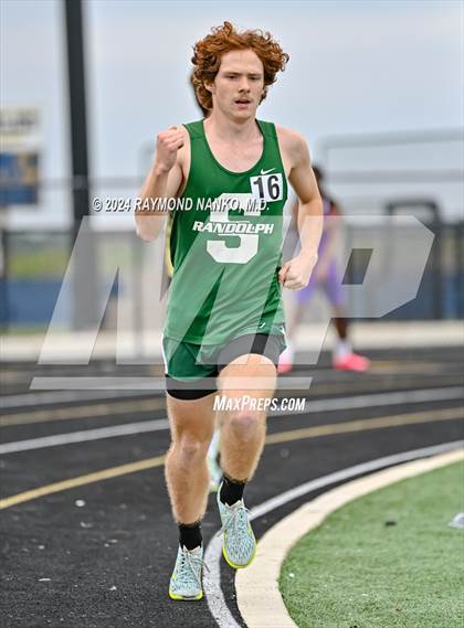 Thumbnail 2 in IHSAA Delta Sectionals (1600 Meter) photogallery.