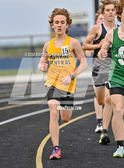 Thumbnail 1 in IHSAA Delta Sectionals (1600 Meter) photogallery.