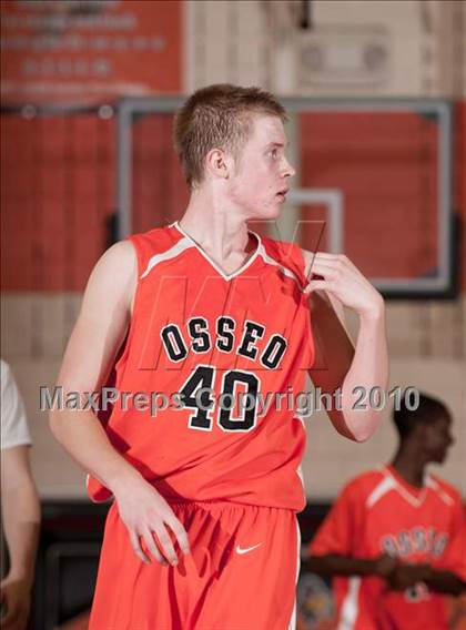 Thumbnail 2 in Blaine @ Osseo (JV) photogallery.