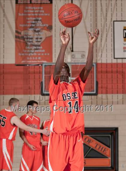 Thumbnail 1 in Blaine @ Osseo (JV) photogallery.
