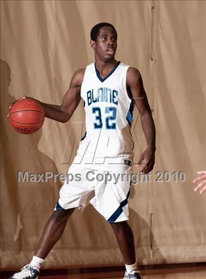 Thumbnail 2 in Blaine @ Osseo (JV) photogallery.