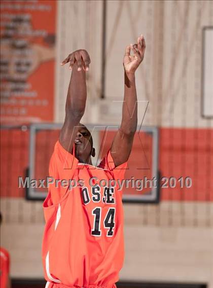 Thumbnail 3 in Blaine @ Osseo (JV) photogallery.