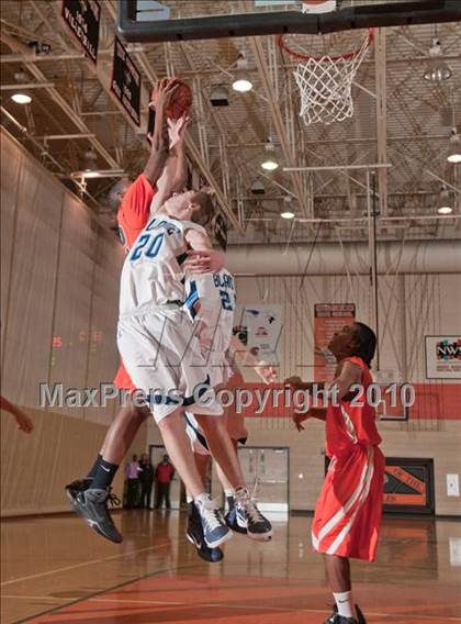 Thumbnail 3 in Blaine @ Osseo (JV) photogallery.