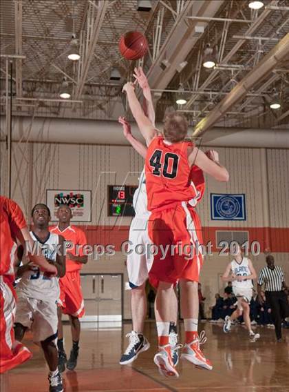 Thumbnail 2 in Blaine @ Osseo (JV) photogallery.