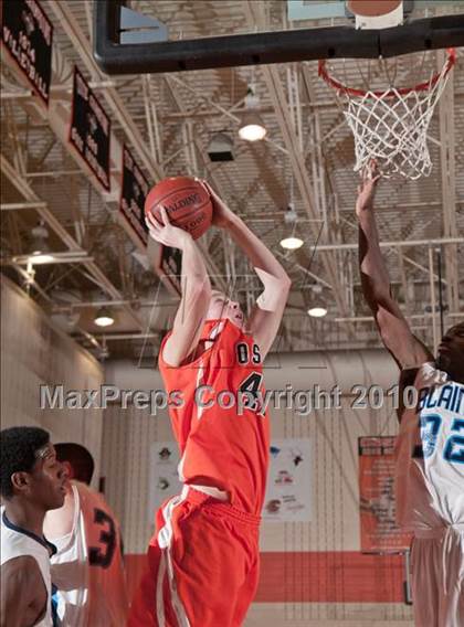 Thumbnail 2 in Blaine @ Osseo (JV) photogallery.